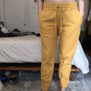 ARITZIA mustard yellow joggers